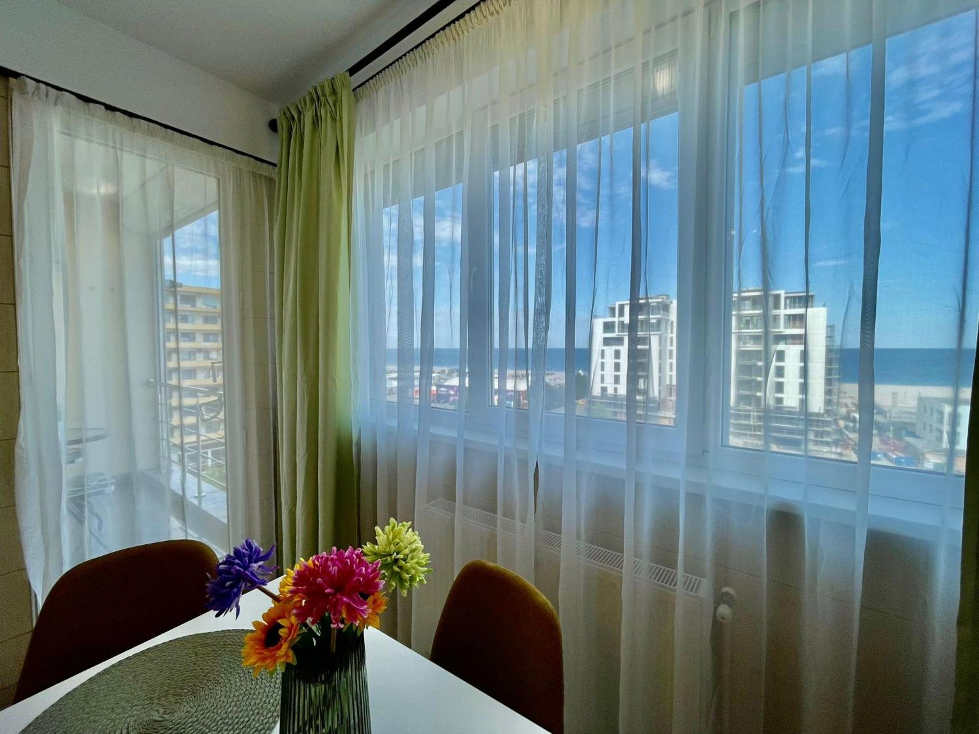 Apartament Nico Sea View *
