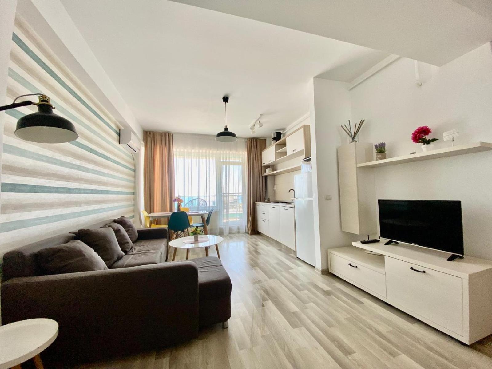 Apartament Nico Sea View *